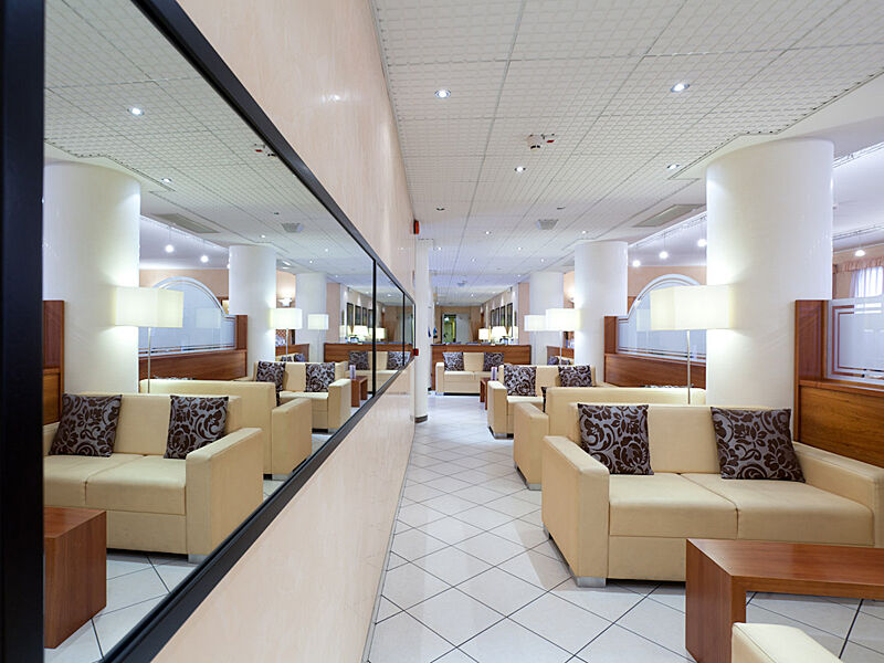 Una Hotels อ็อคคิโอเบลโล ภายนอก รูปภาพ